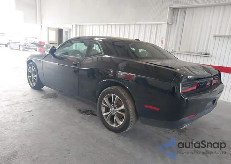 2020 Dodge Challenger Sxt from USA, damaged, VIN 2C3CDZGGXLH227838
